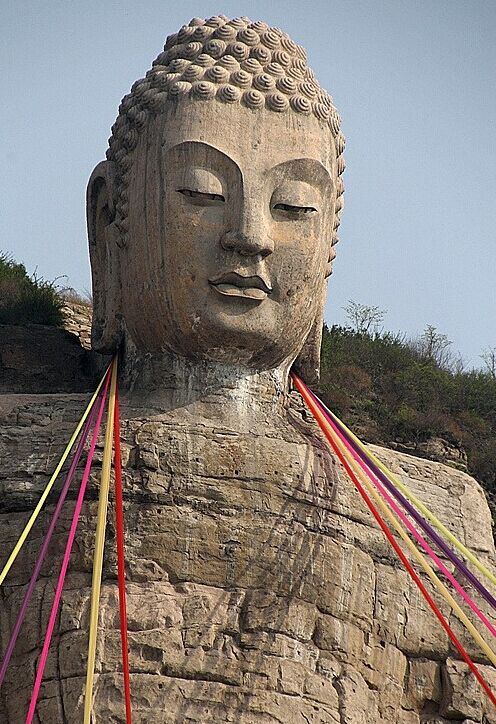 世界最早的大型石佛山西蒙山大佛實(shí)拍